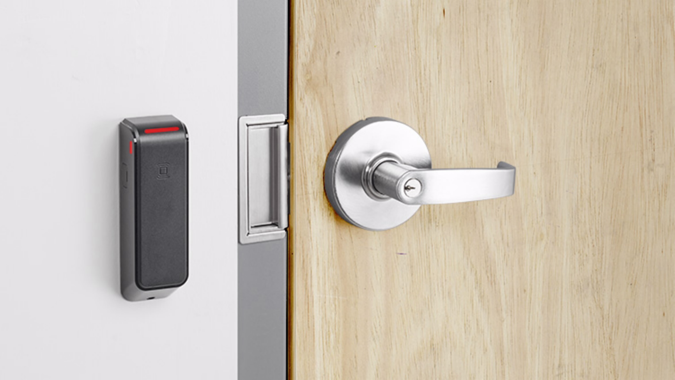 HES ES100 wireless electric strike with Aperio access technology